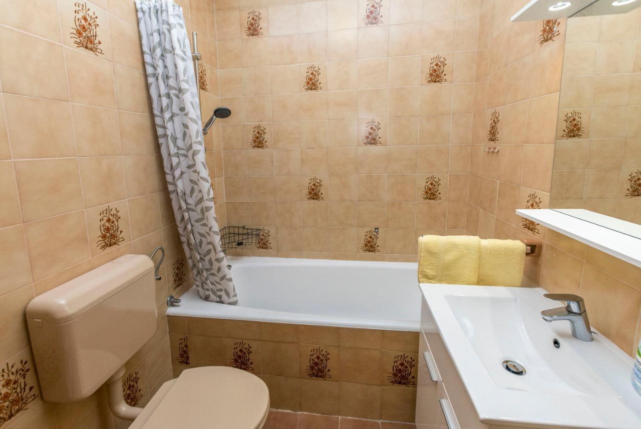 Apartments Jelka Primosten Luaran gambar