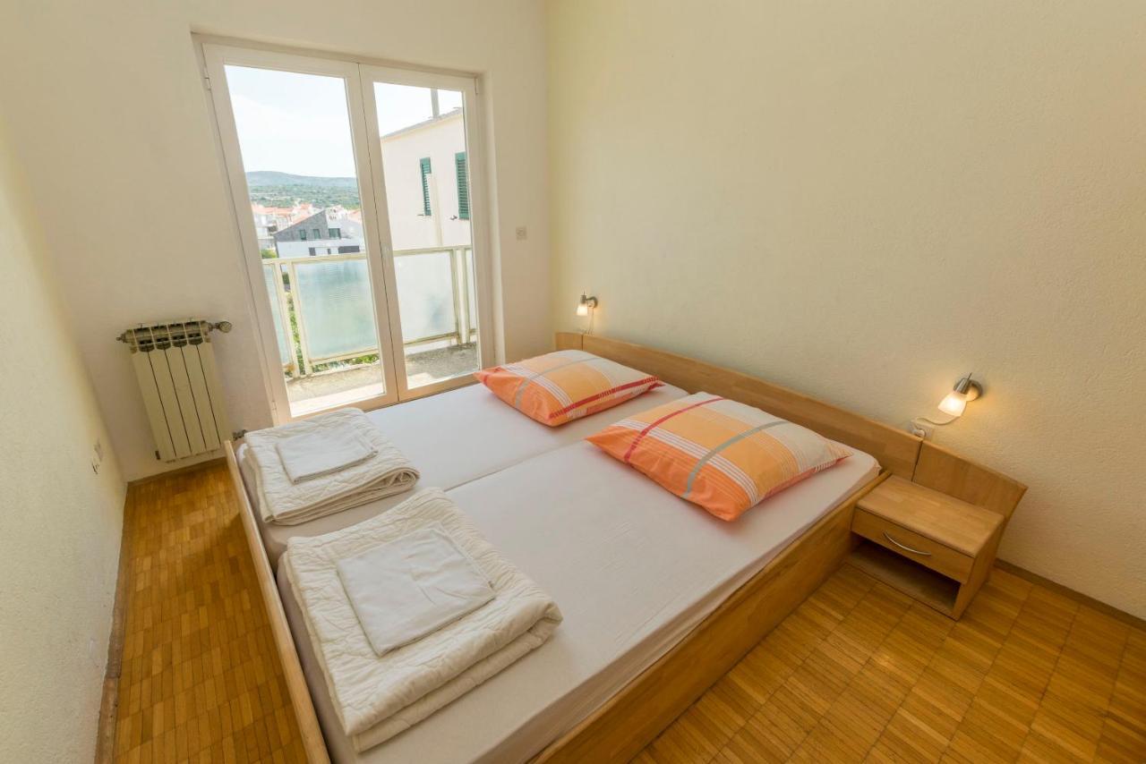 Apartments Jelka Primosten Luaran gambar