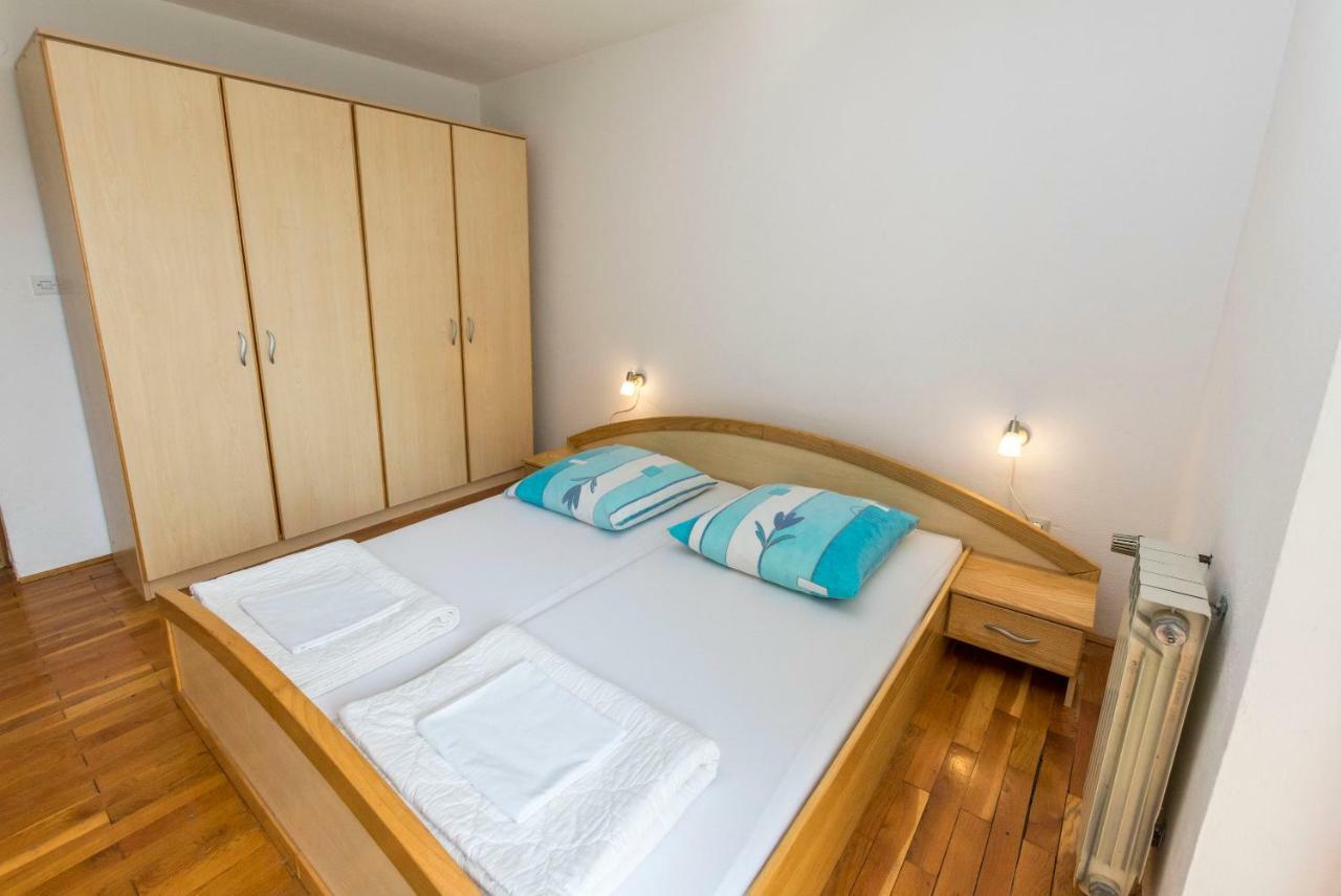 Apartments Jelka Primosten Luaran gambar